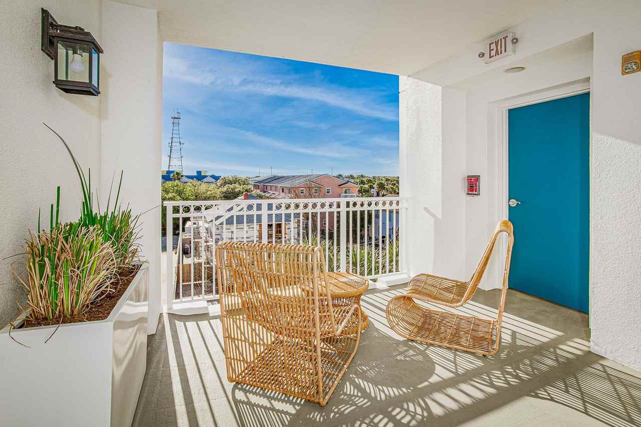 1809 1st St N #401 - Photo 4 of 23