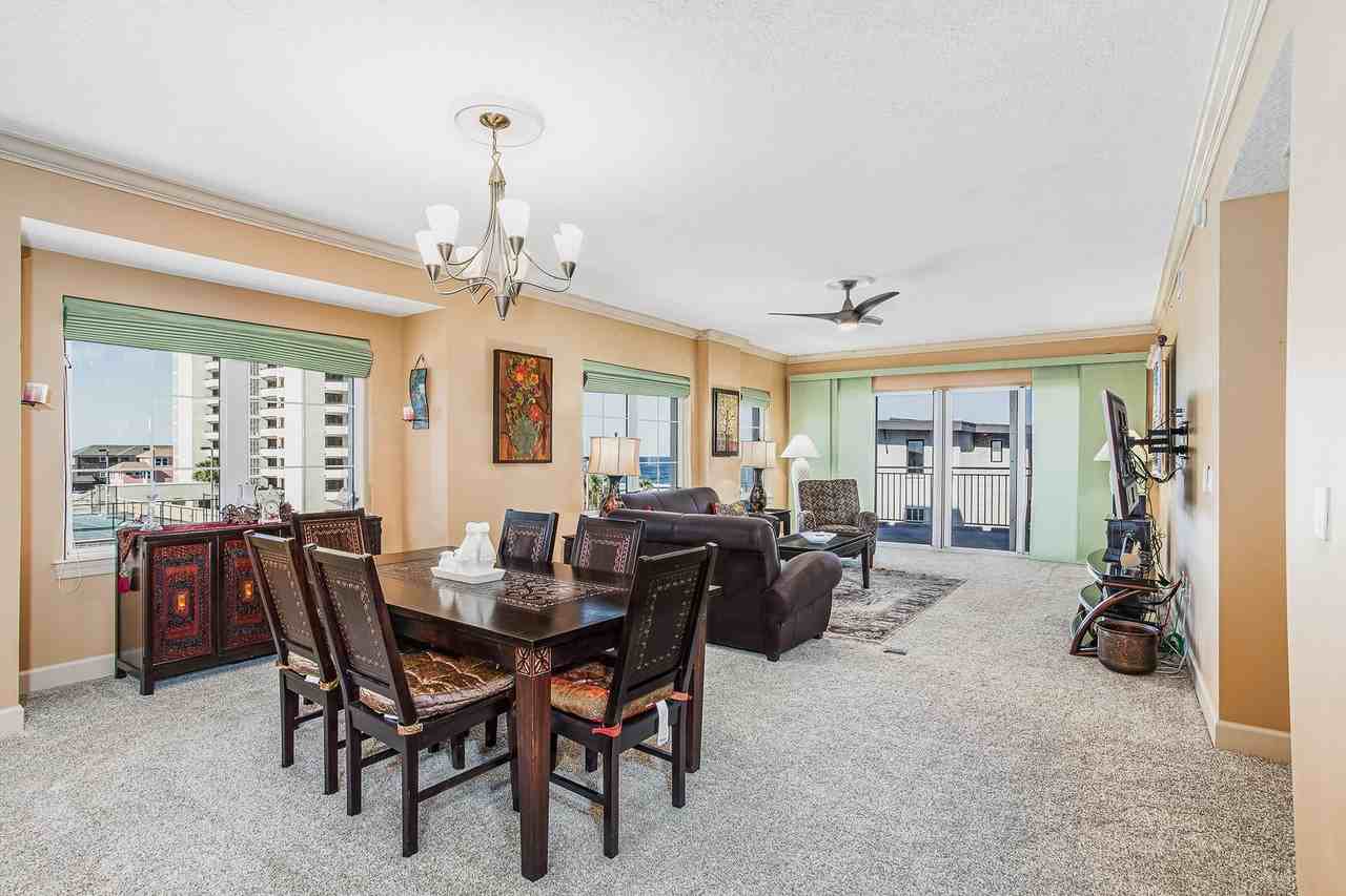 1809 1st St N #401 - Photo 6 of 23