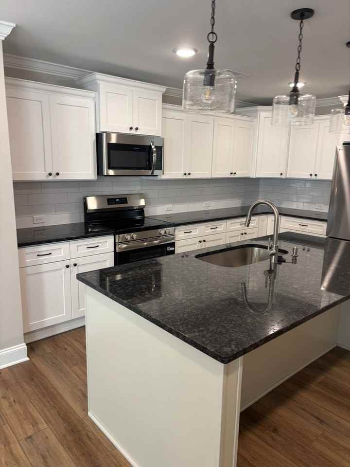 280 Young Ln - Photo 2 of 20