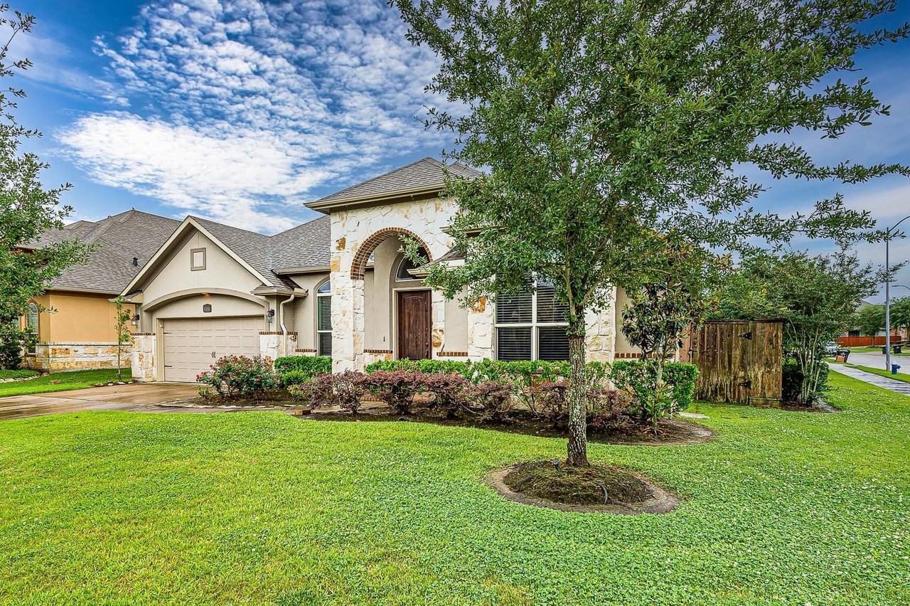 24211 Olivara Ln - Photo 2 of 30