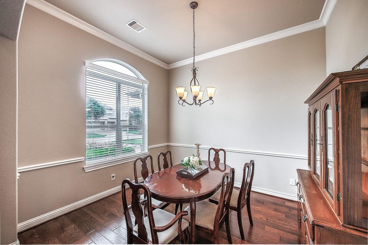 24211 Olivara Ln - Photo 5 of 30