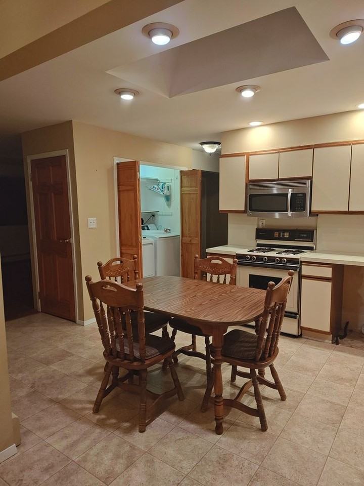 32 Scooter Ln - Photo 7 of 19