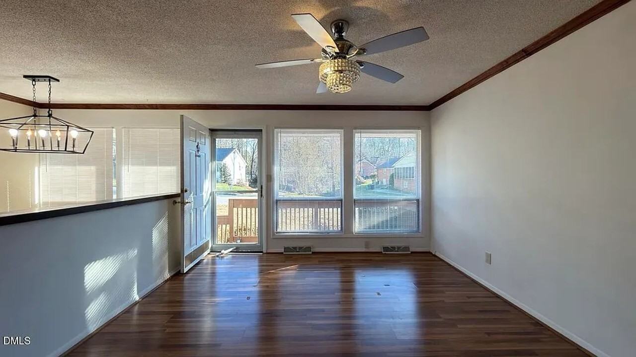 1266 Dovershire Pl - Photo 6 of 35