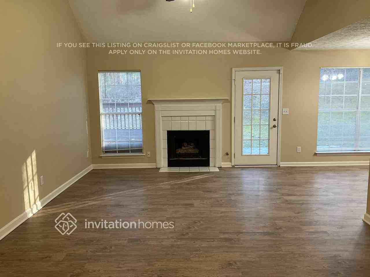 8487 Misty Creek Cir - Photo 2 of 7