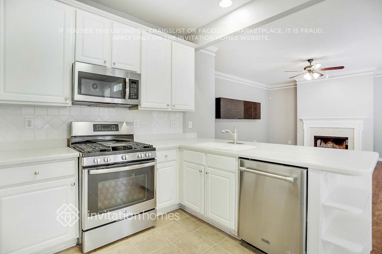 2515 Camata Way - Photo 7 of 24