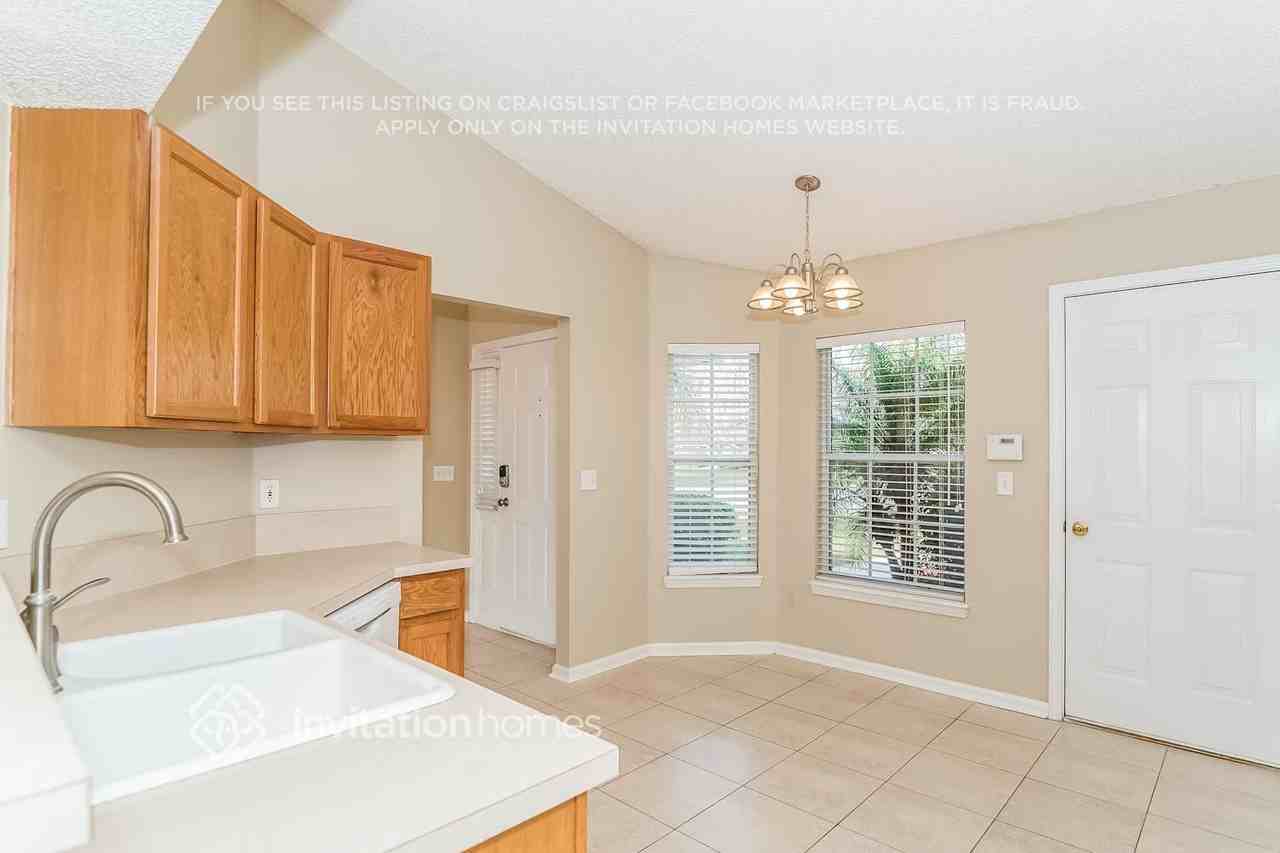 12302 Soaring Flight Dr - Photo 3 of 9