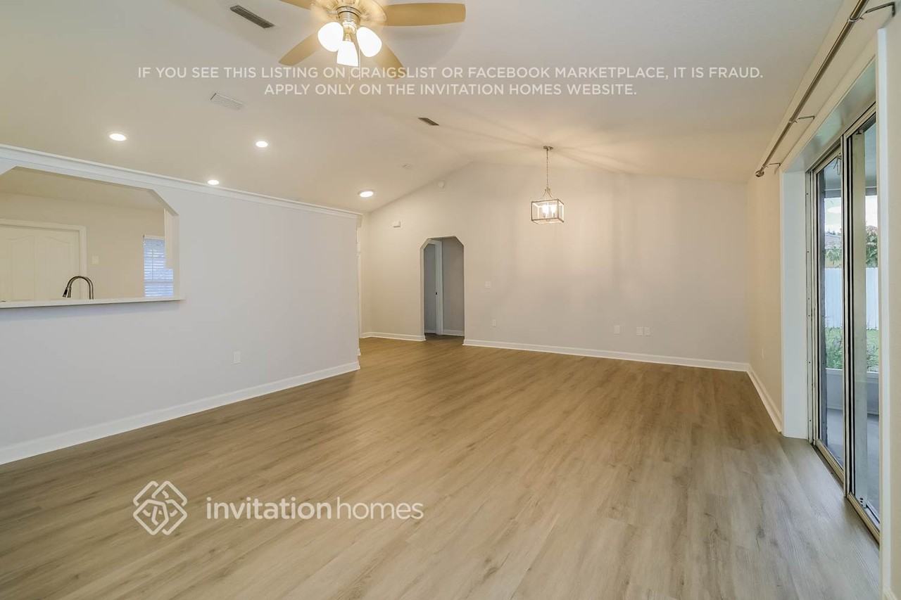 4231 Sasha Trl - Photo 3 of 17