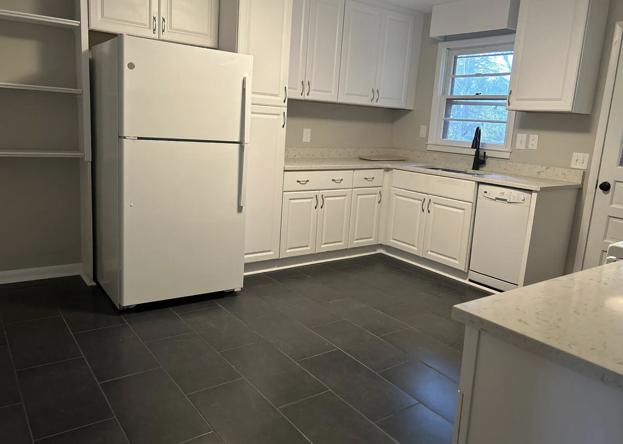 1021 Old Bishop Rd #1 - Photo 6 of 12