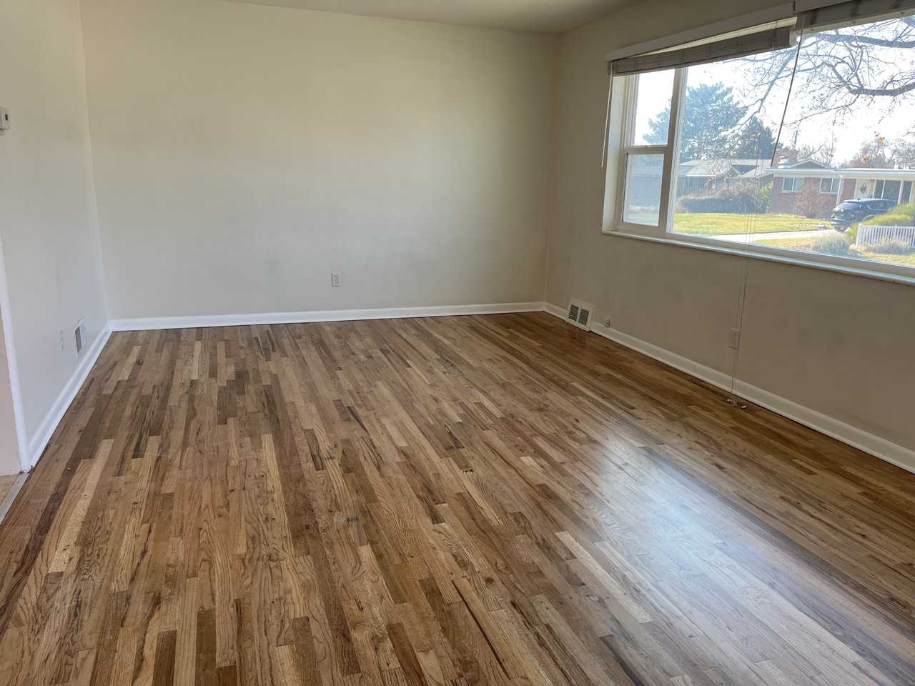 1582 E Zenith Ave - Photo 2 of 13