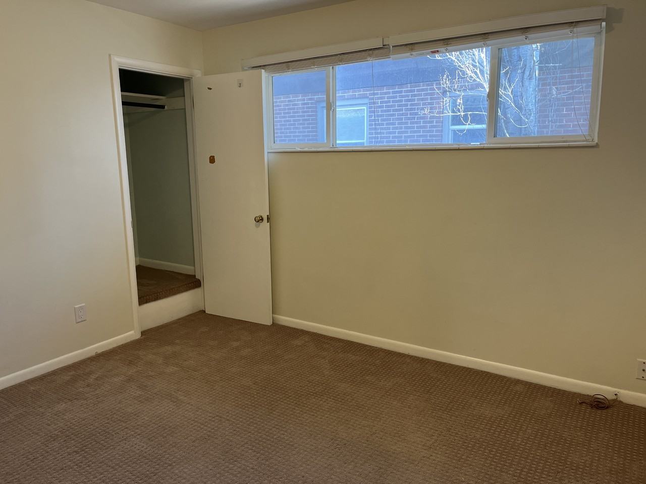 1582 E Zenith Ave - Photo 4 of 13