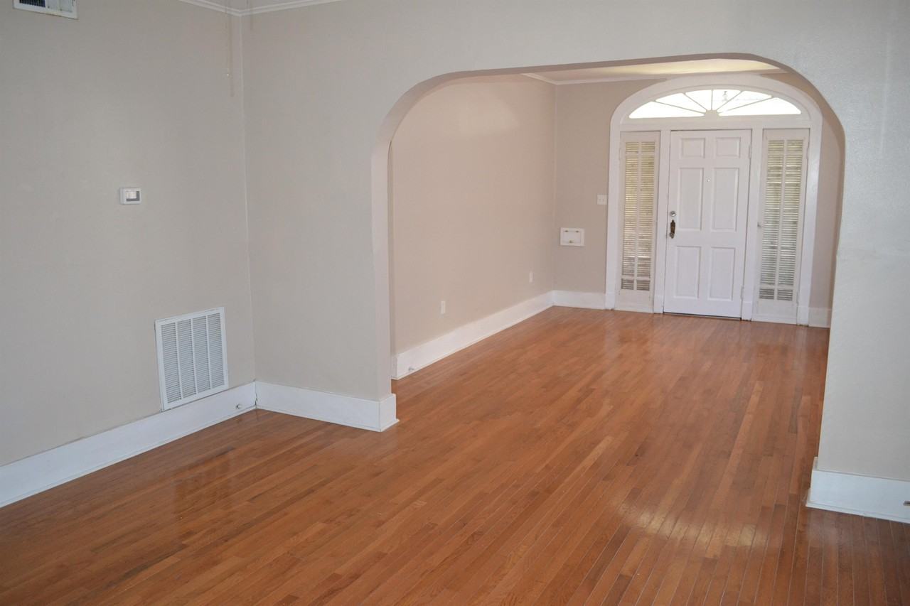 4117 4117 State Street Drive B - B #B - Photo 3 of 20