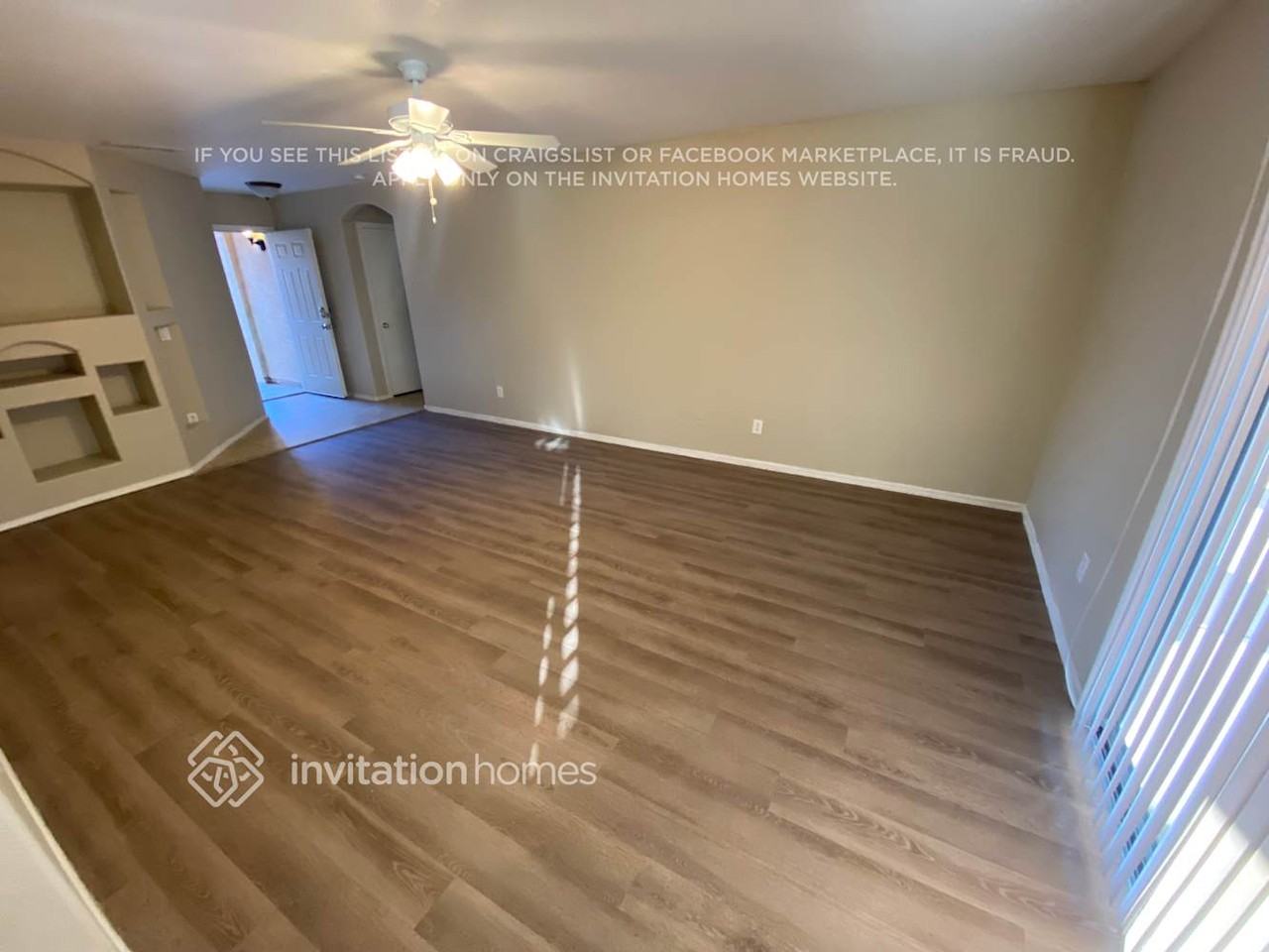 8321 W Avalon Dr - Photo 2 of 12