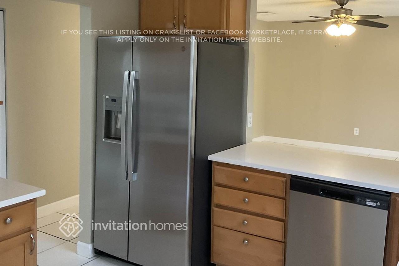 11357 Sw 161st Pl - Photo 6 of 18