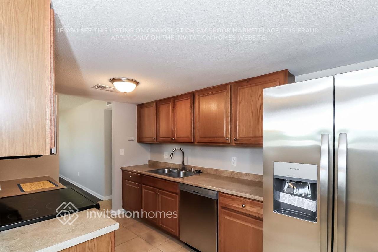 5933 W Nancy Rd - Photo 7 of 15