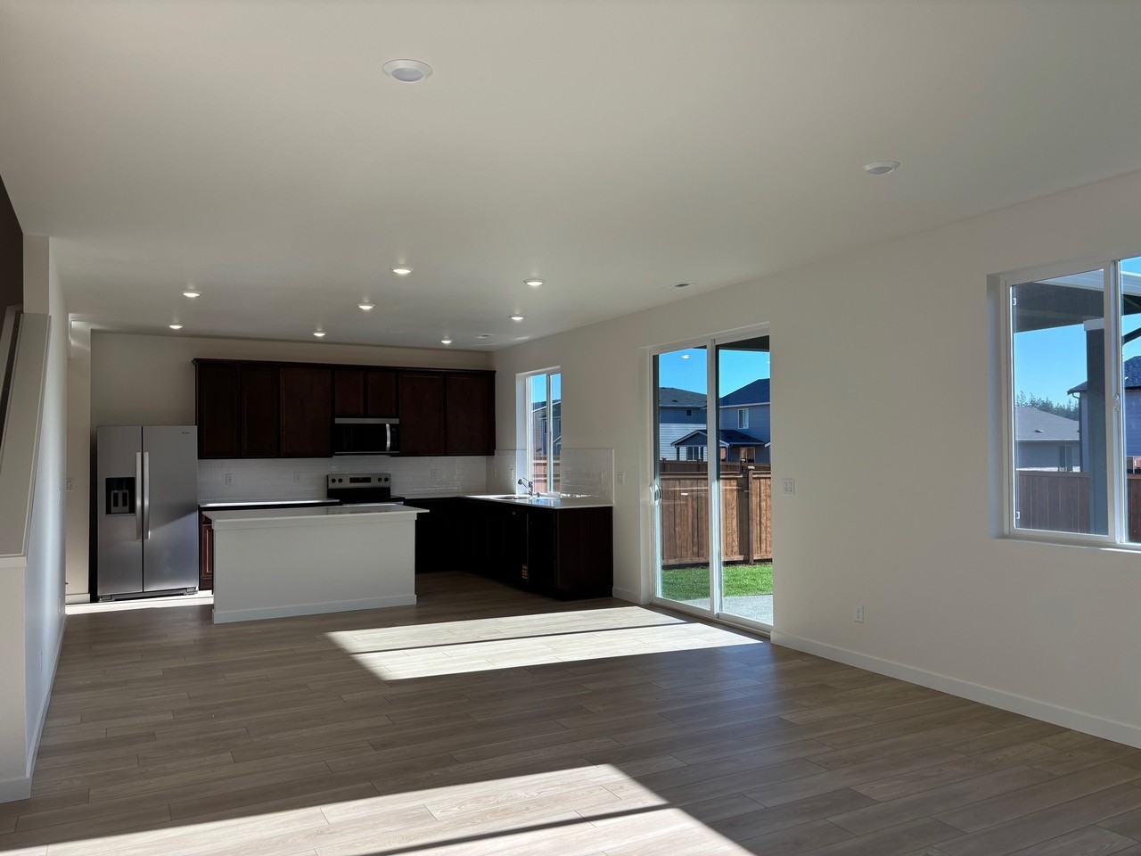 17058 126th Street East - Photo 2 of 33