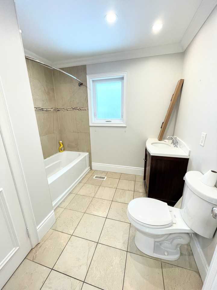 445 Upper Ottawa Street - Photo 7 of 19