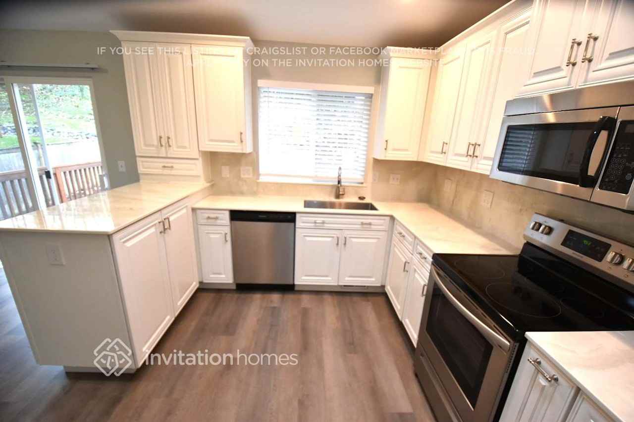 1302 116th Dr Se - Photo 4 of 19