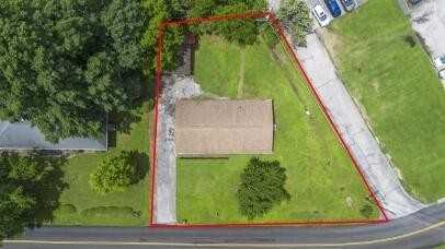 1331 Phils Dr - Photo 5 of 33