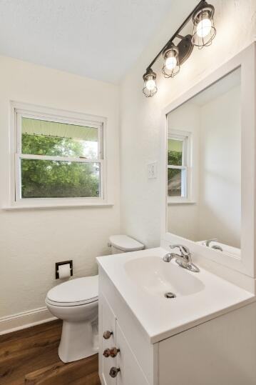 1331 Phils Dr - Photo 7 of 33