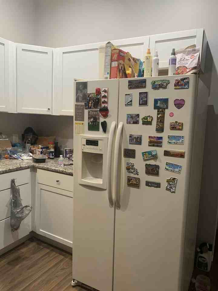 110 E 24th St ##1 - Photo 2 of 7