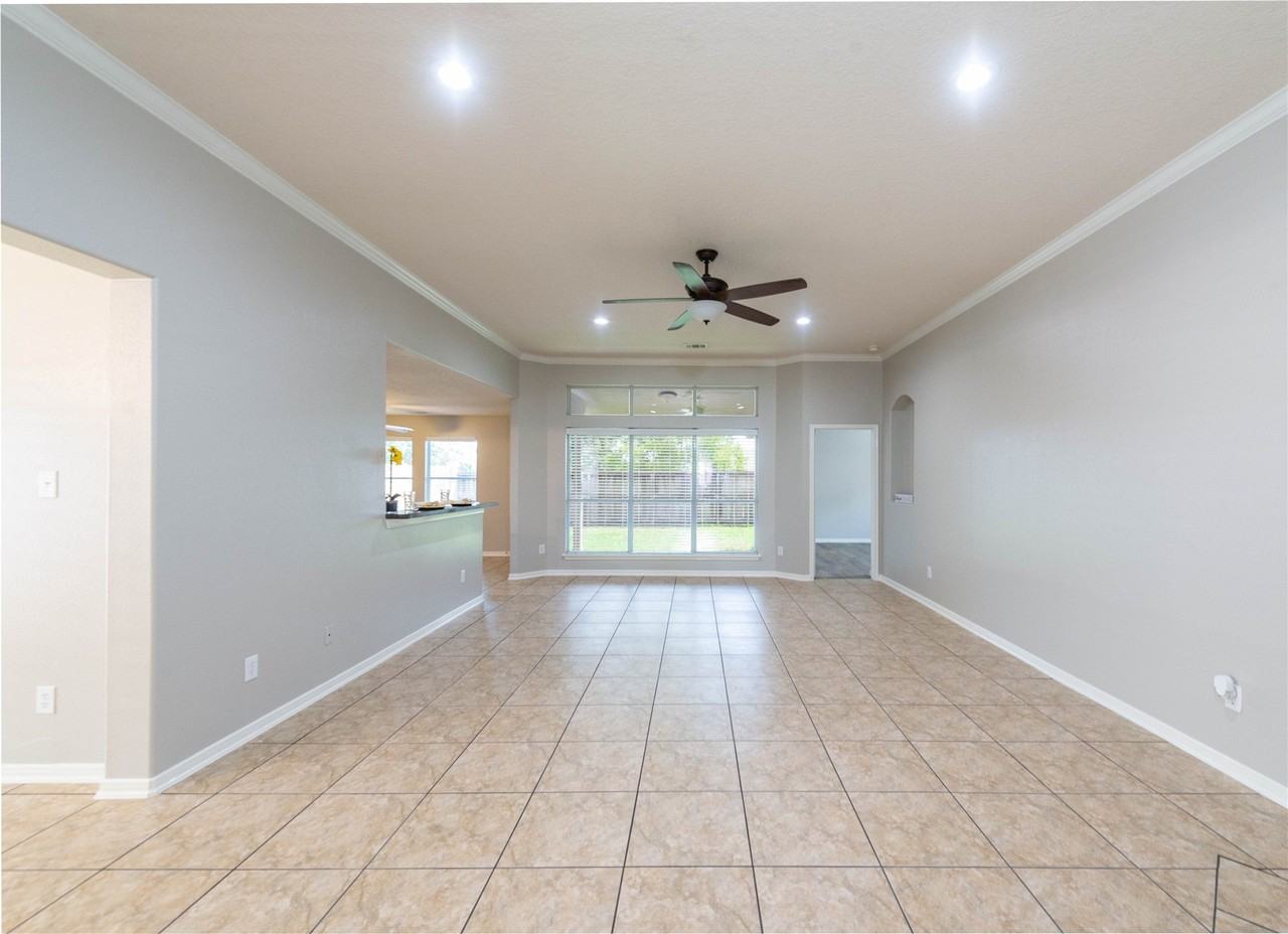 3902 Tulip Glen Ct - Photo 5 of 27