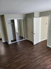 103 Windsor Ln ##I - Photo 3 of 11