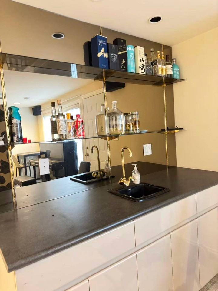 2717 West 19th Avenue - Photo 2 of 5