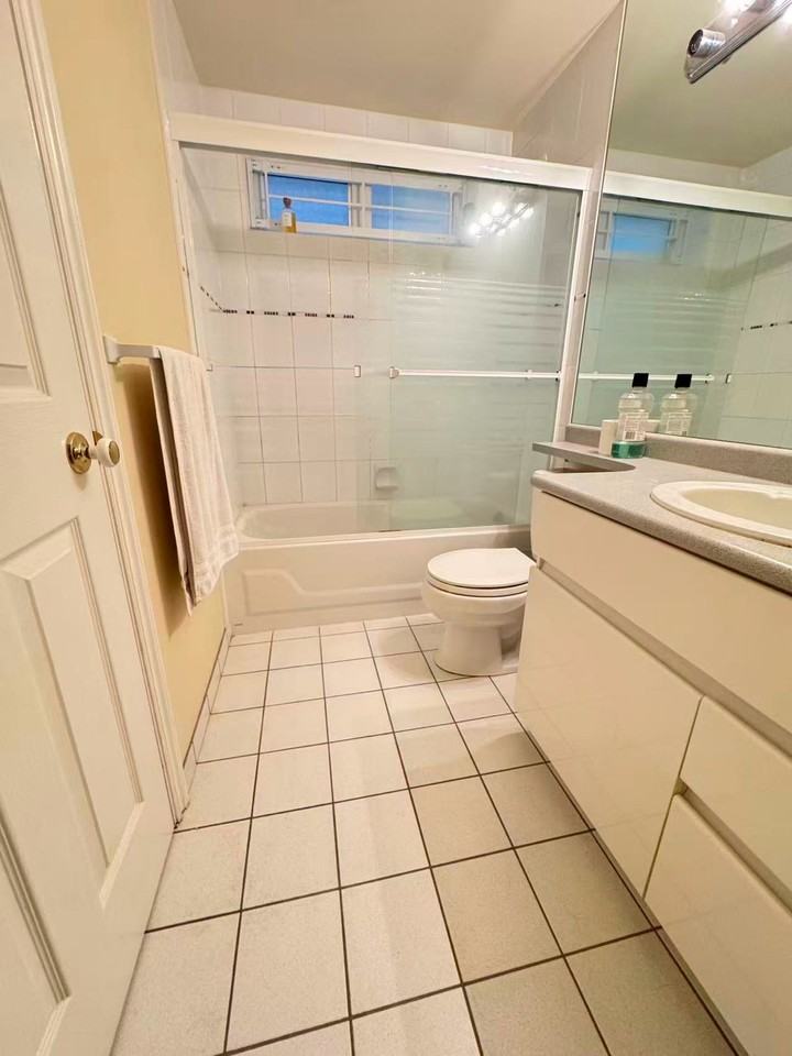 2717 West 19th Avenue - Photo 4 of 5