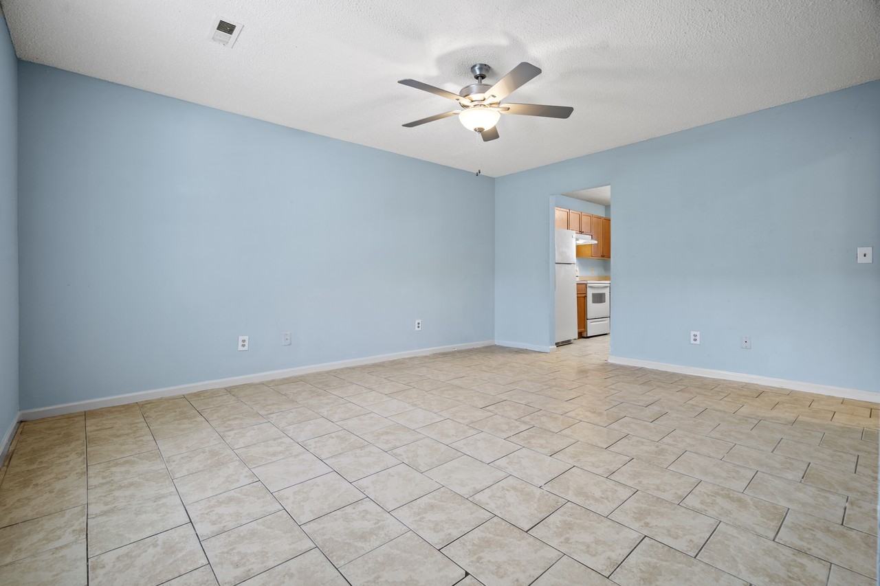 1318 Harmony St Unit B #1 - Photo 2 of 15