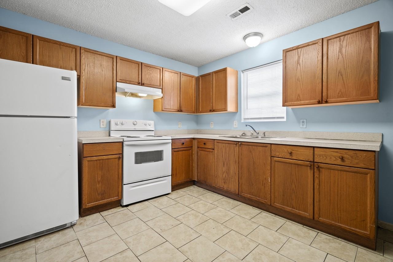 1318 Harmony St Unit B #1 - Photo 6 of 15