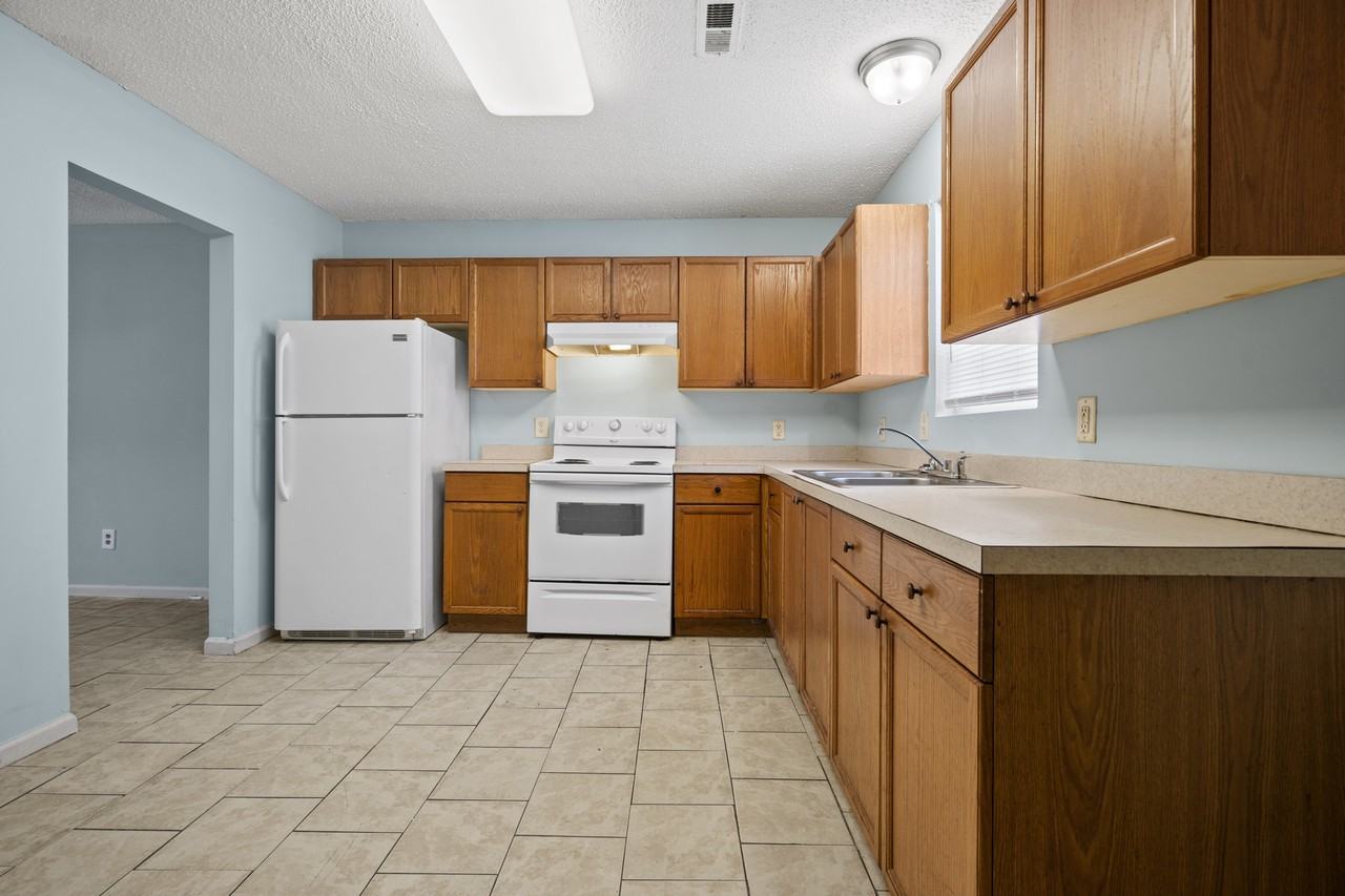 1318 Harmony St Unit B #1 - Photo 7 of 15