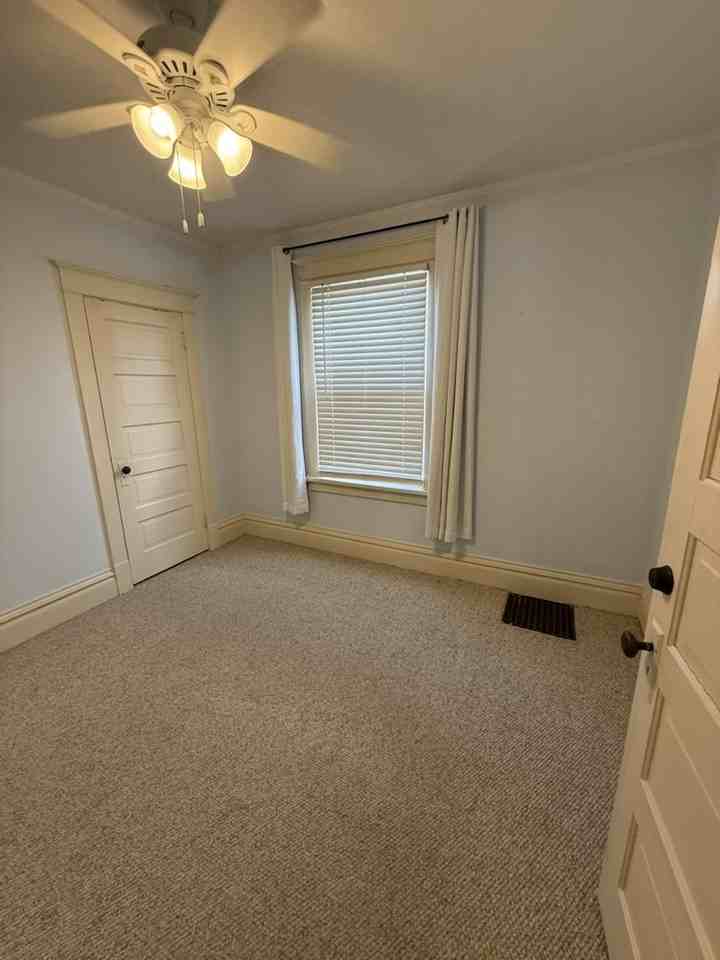 1850 Avoca St #1 - Photo 6 of 19