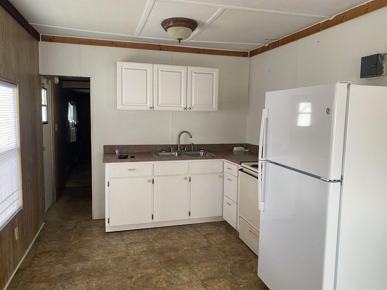 104 Walnut Ln #1 - Photo 3 of 6