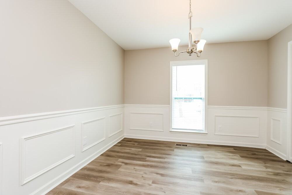 1228 Jacksons Hill Rd - Photo 7 of 19