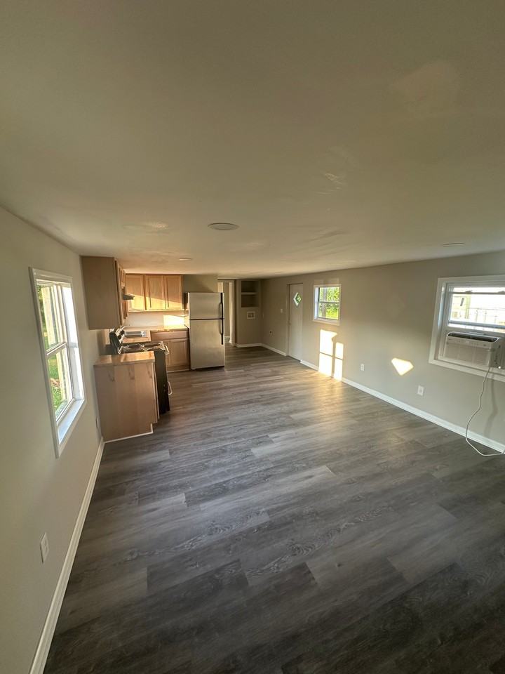 126 Ridgeview Pkwy #126 - Photo 3 of 5