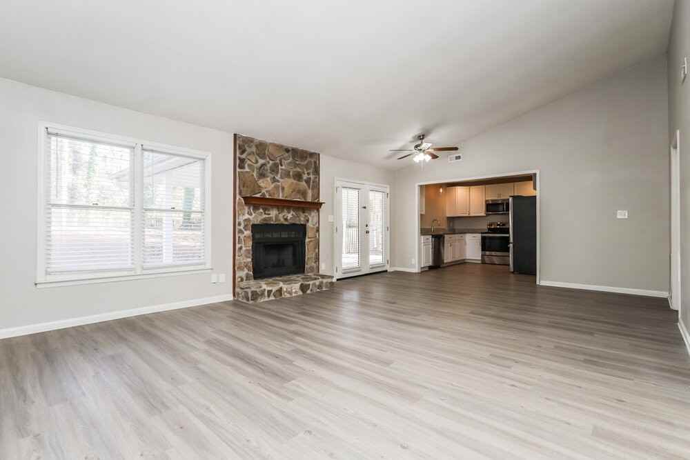 303 Morgans Turn - Photo 4 of 16