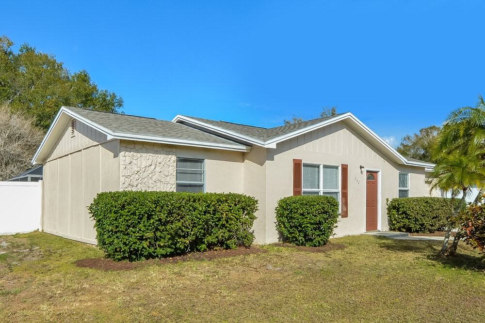 648 Caribou Ct - Photo 3 of 16