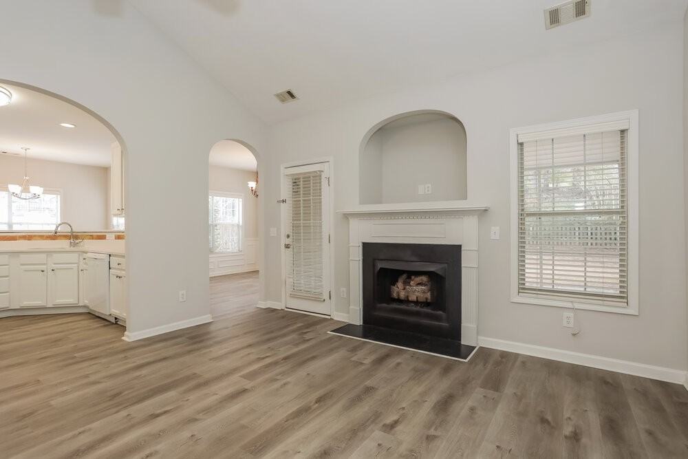 2650 Neighborhood Walk S - Photo 4 of 16