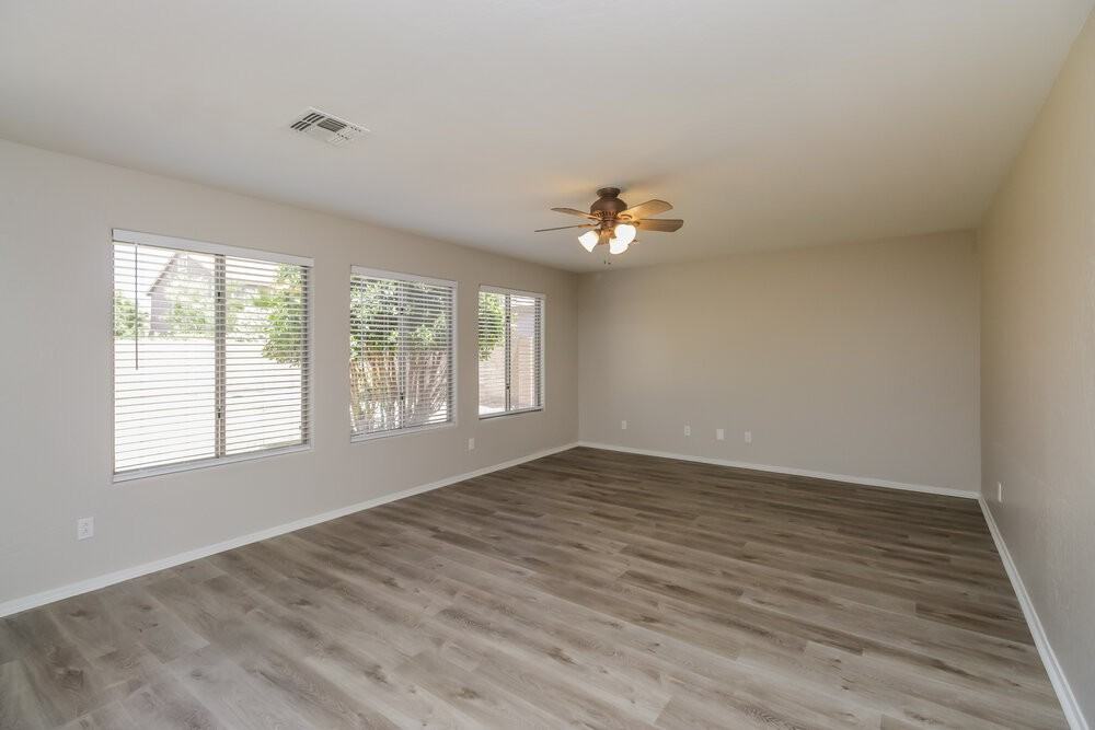 1942 E Ebony Pl - Photo 5 of 18