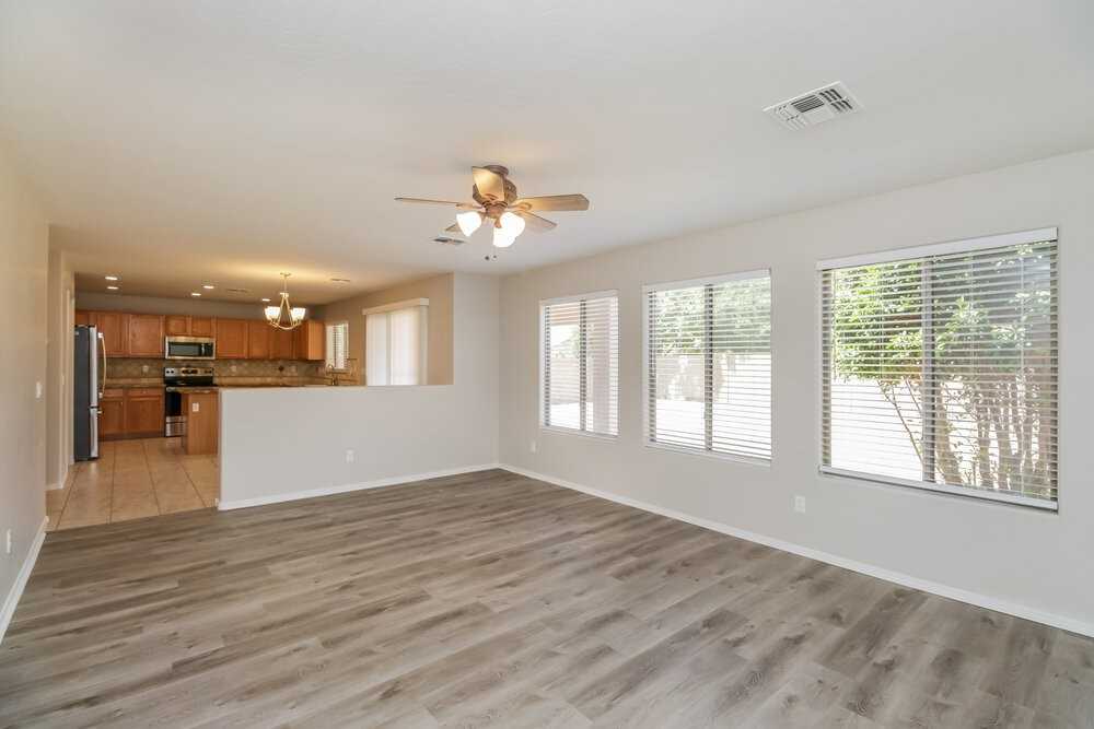 1942 E Ebony Pl - Photo 6 of 18