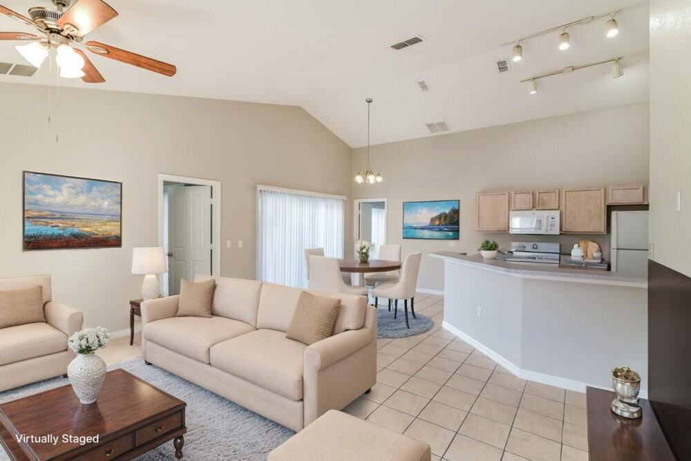 17305 Woodcrest Way - Photo 3 of 19