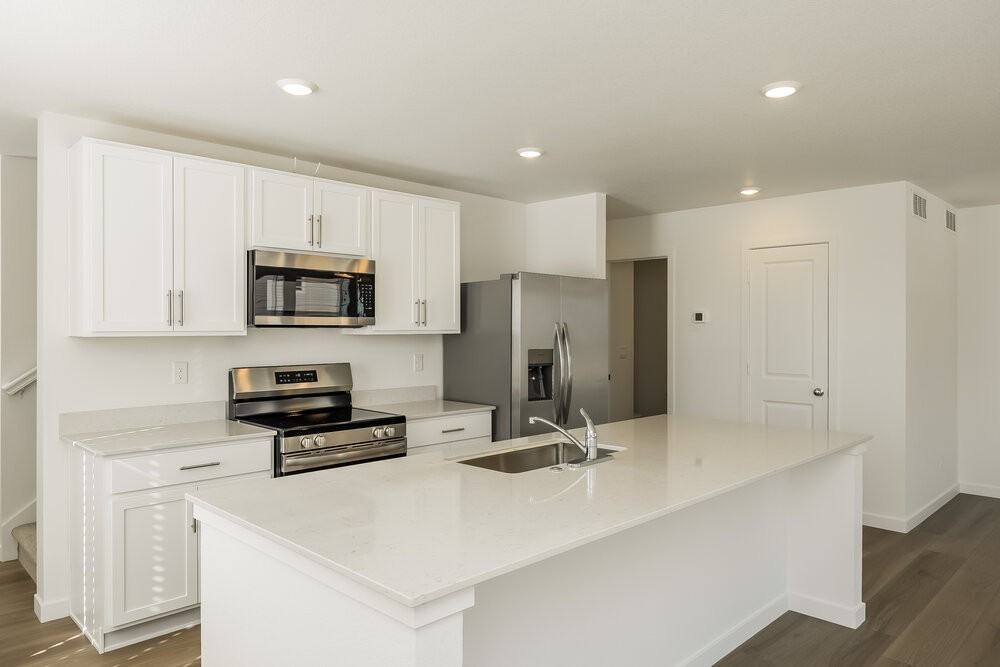 8843 Blue Feather Loop - Photo 7 of 17