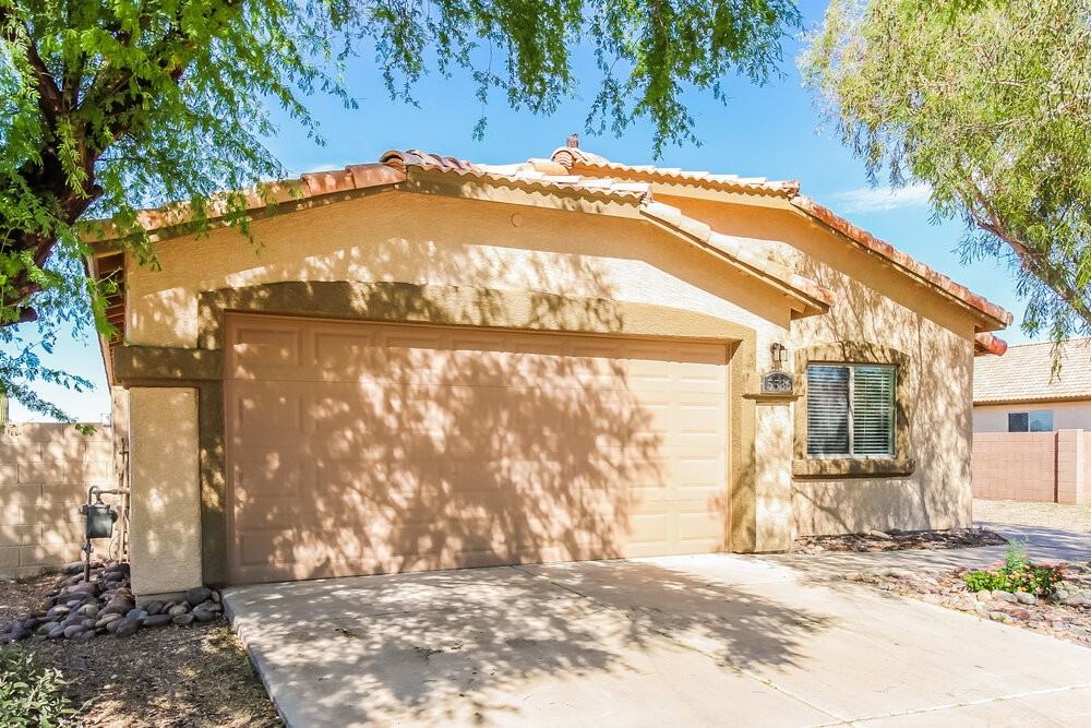 5536 S Desert Redbud Dr - Photo 3 of 16