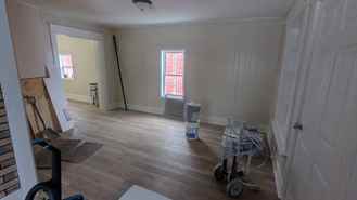 656 W 4th St #2ndFL - Photo 1 of 1