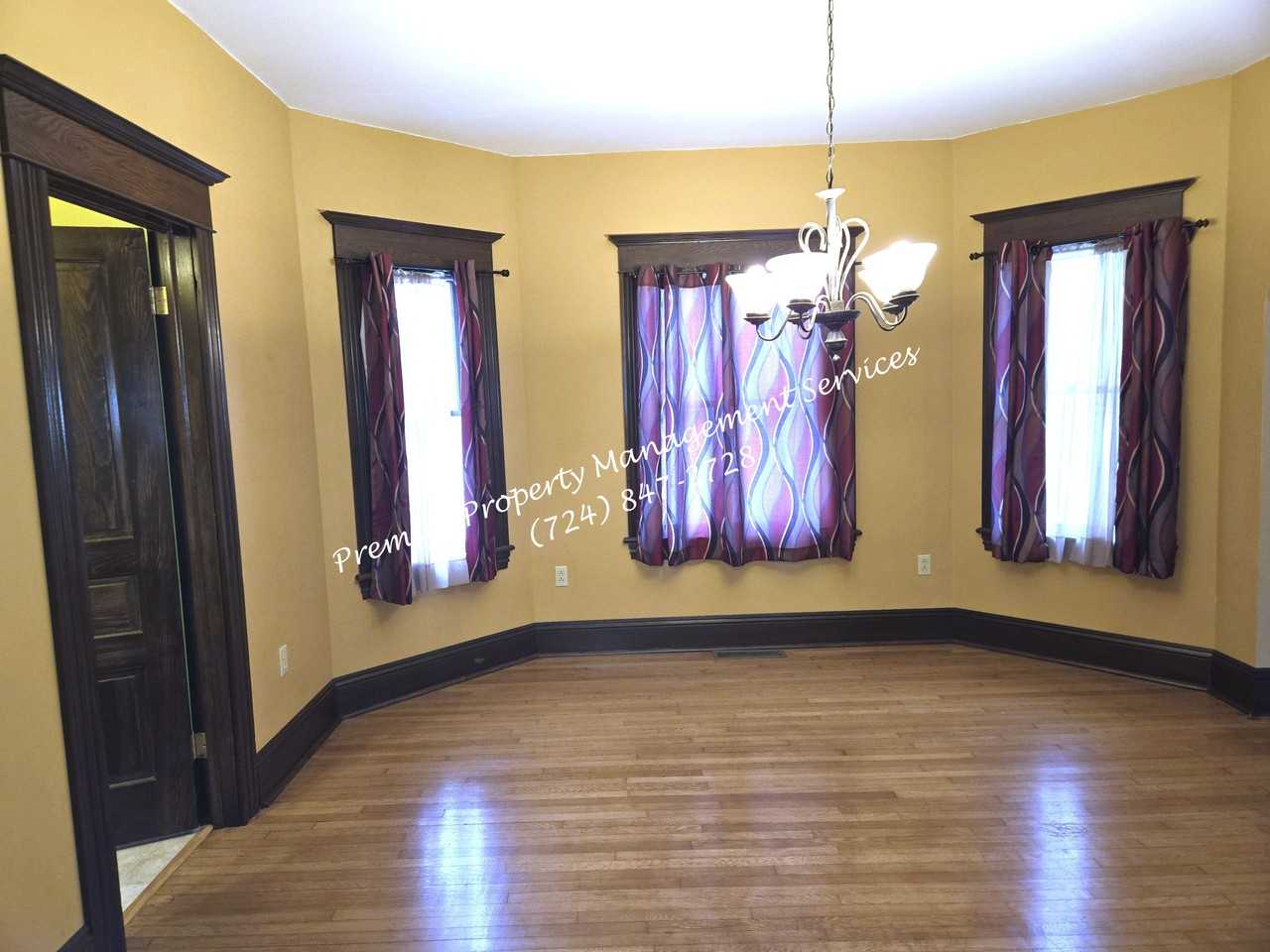 140 Jefferson Ave #1 - Photo 5 of 25