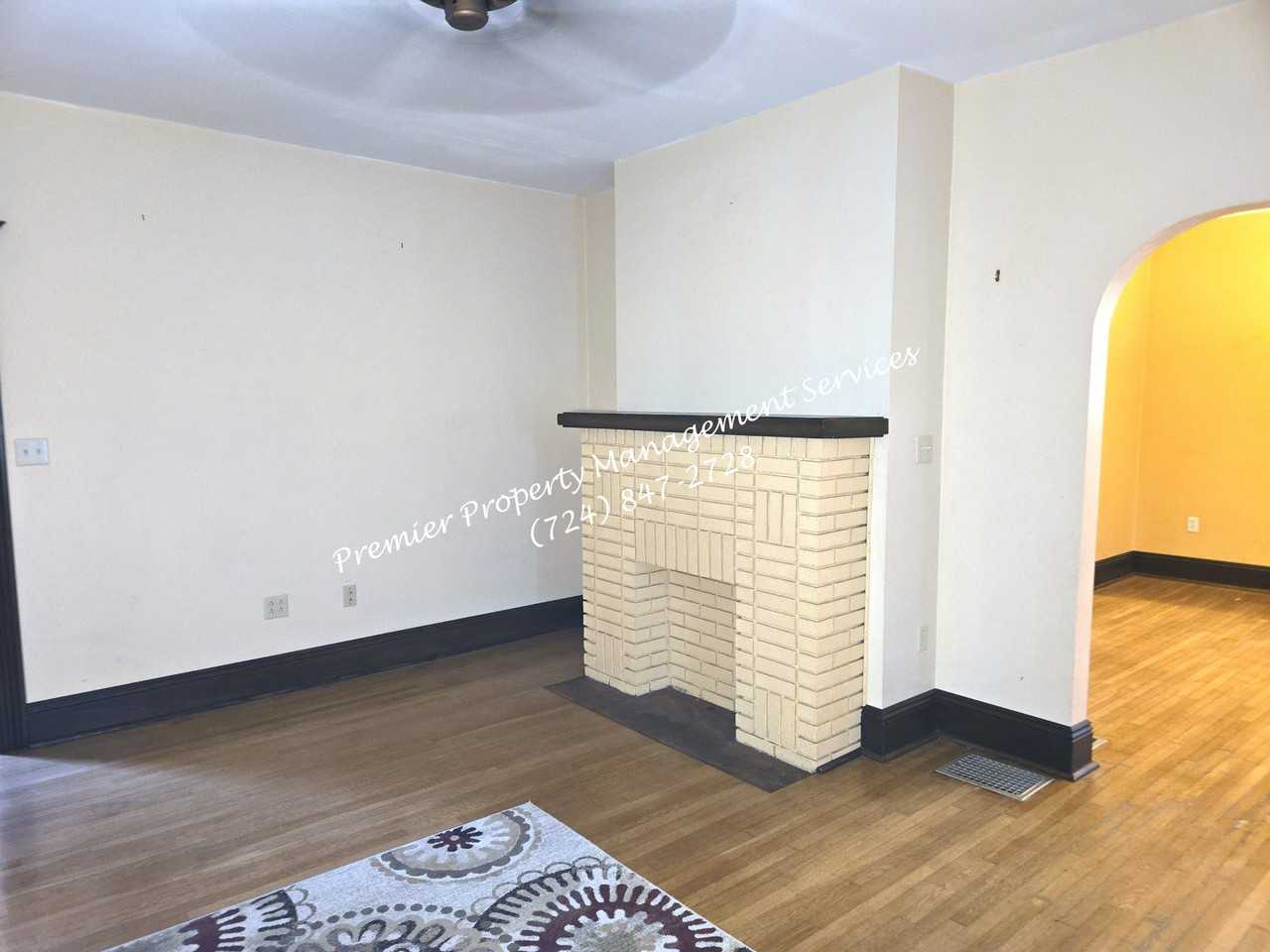 140 Jefferson Ave #1 - Photo 6 of 25