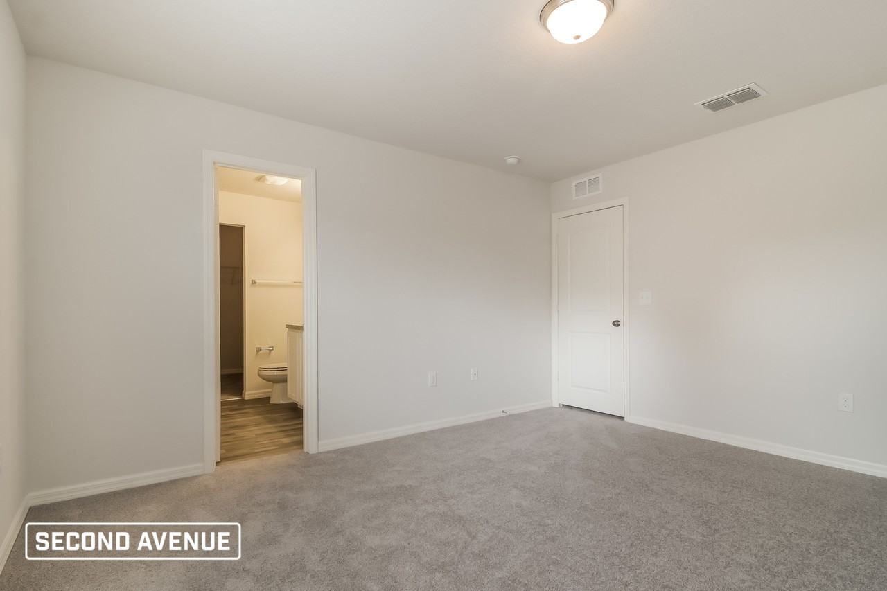 280 Begonia Ln - Photo 5 of 13