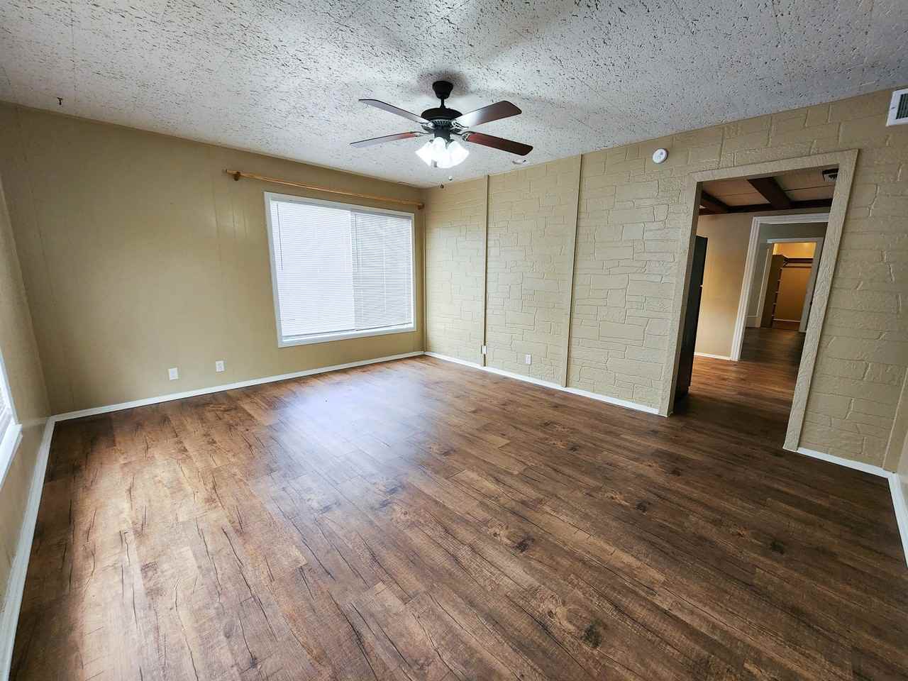 1503 E Virginia AveApt 1 #1 - Photo 3 of 9