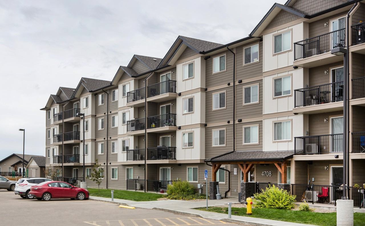 Wallace Pointe - Photo 2 of 11