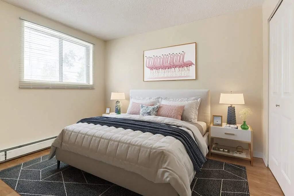 Mariti Manor - Photo 3 of 10